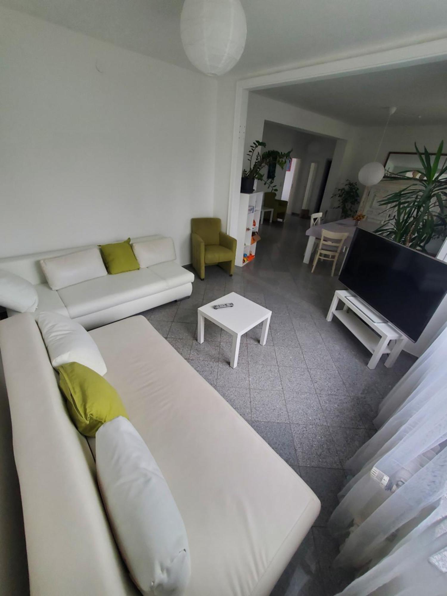 Grosse 3 Zi Wohnung Auf Der Pferde Farm Lahr  Bagian luar foto